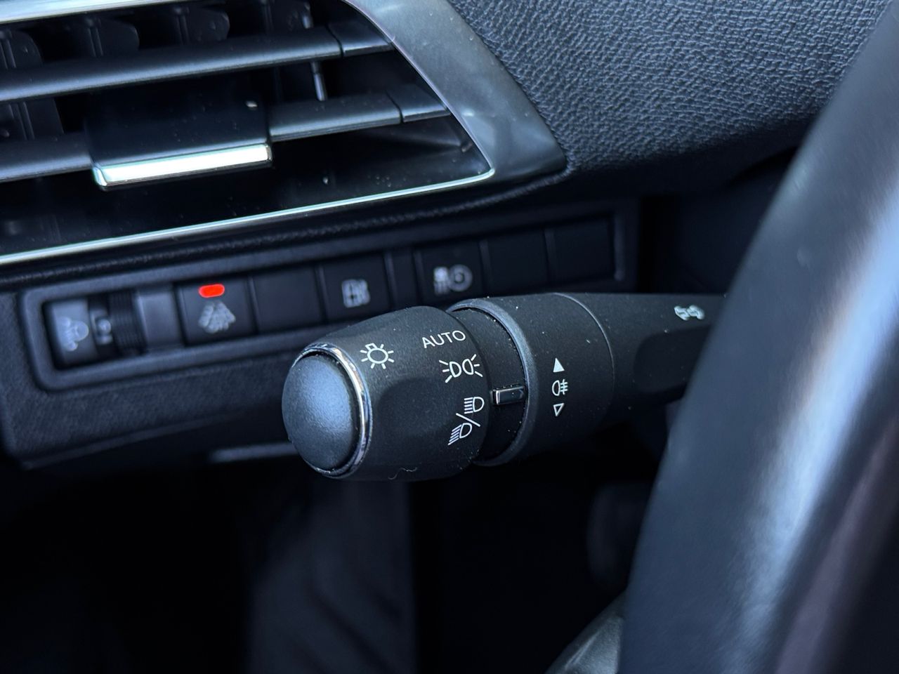 Peugeot 3008 Hybrid ALLURE PACK HYBRID 225 e EAT8 - Foto 2
