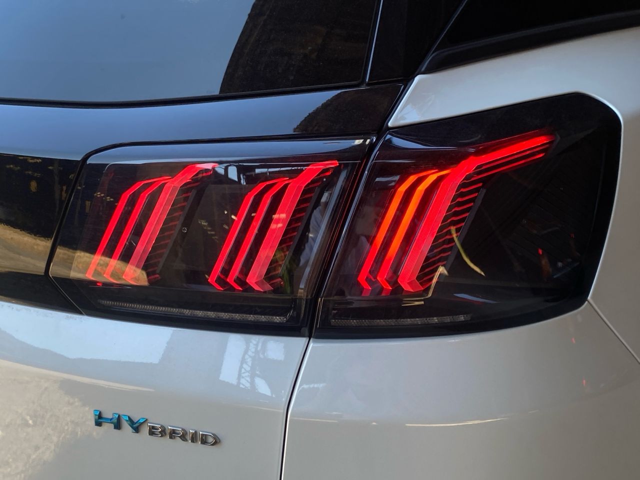 Peugeot 3008 Hybrid ALLURE PACK 225 e EAT8 - Foto 2