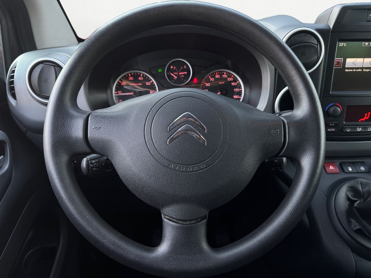Citroën Berlingo MULTISPACE PURE TECH 110 CV 20 ANIVERSARIO - Foto 2