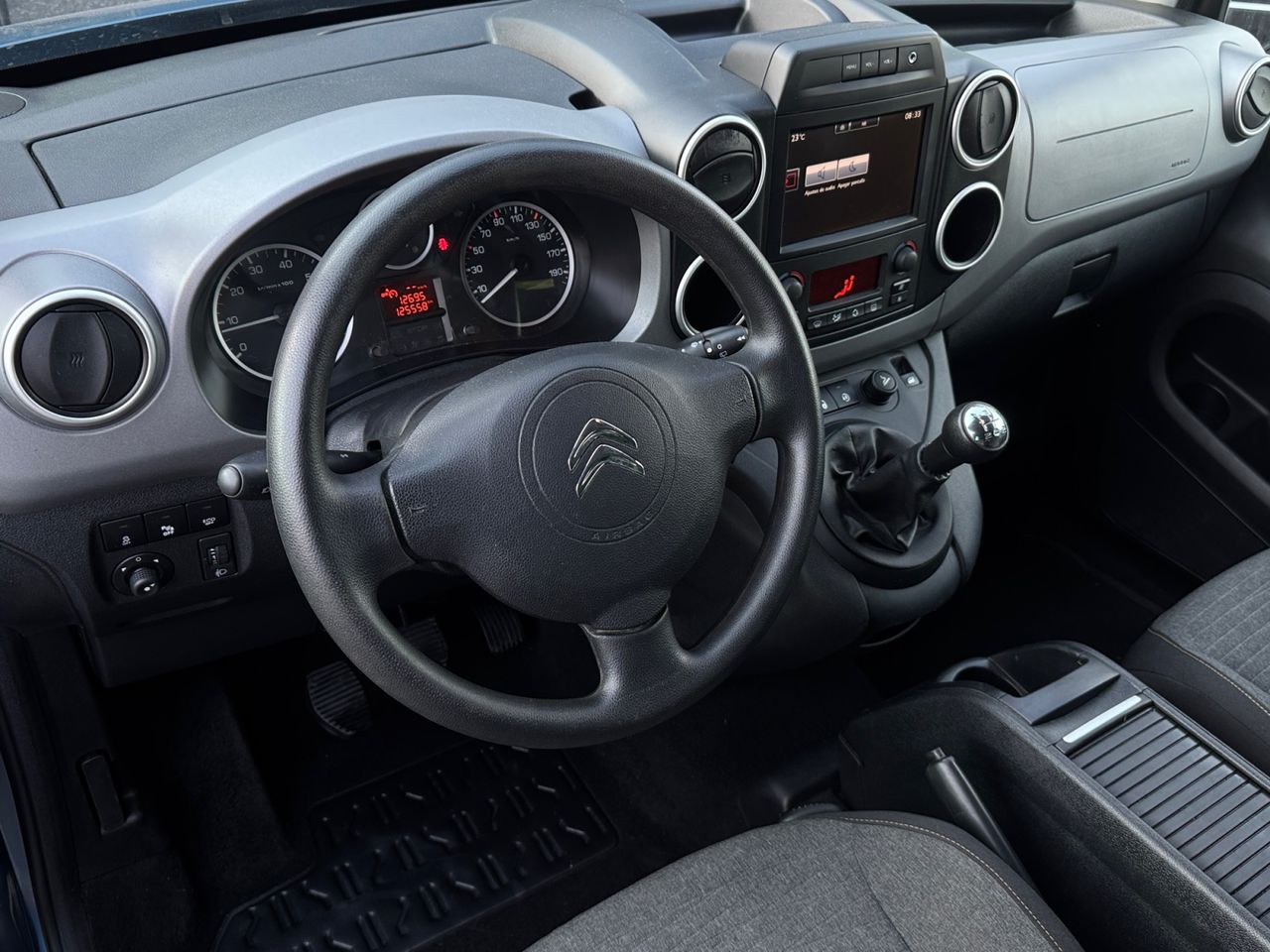 Citroën Berlingo MULTISPACE PURE TECH 110 CV 20 ANIVERSARIO - Foto 2