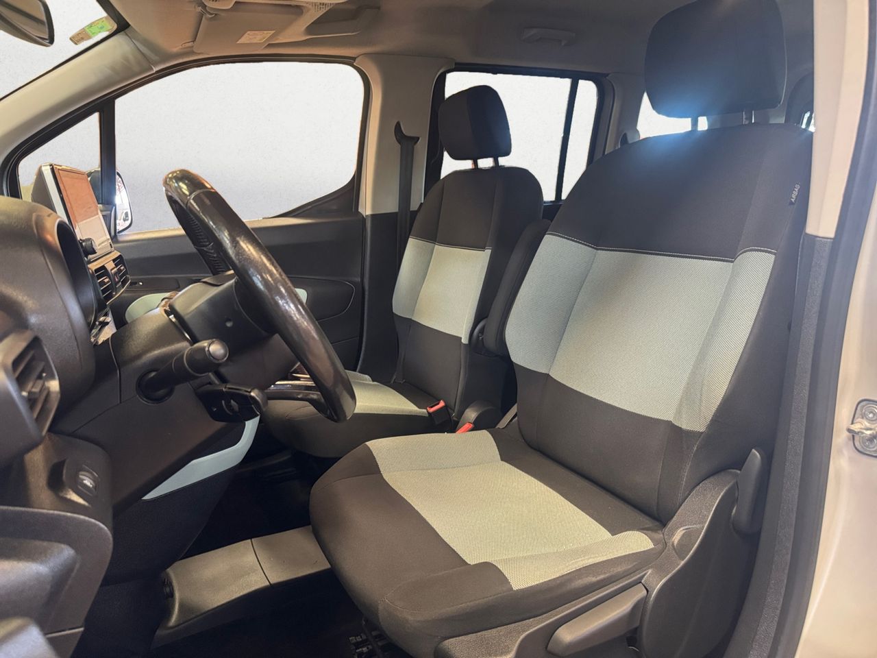 Citroën Berlingo TALLA M FEEL PACK BLUE HDI 100 CV - Foto 2