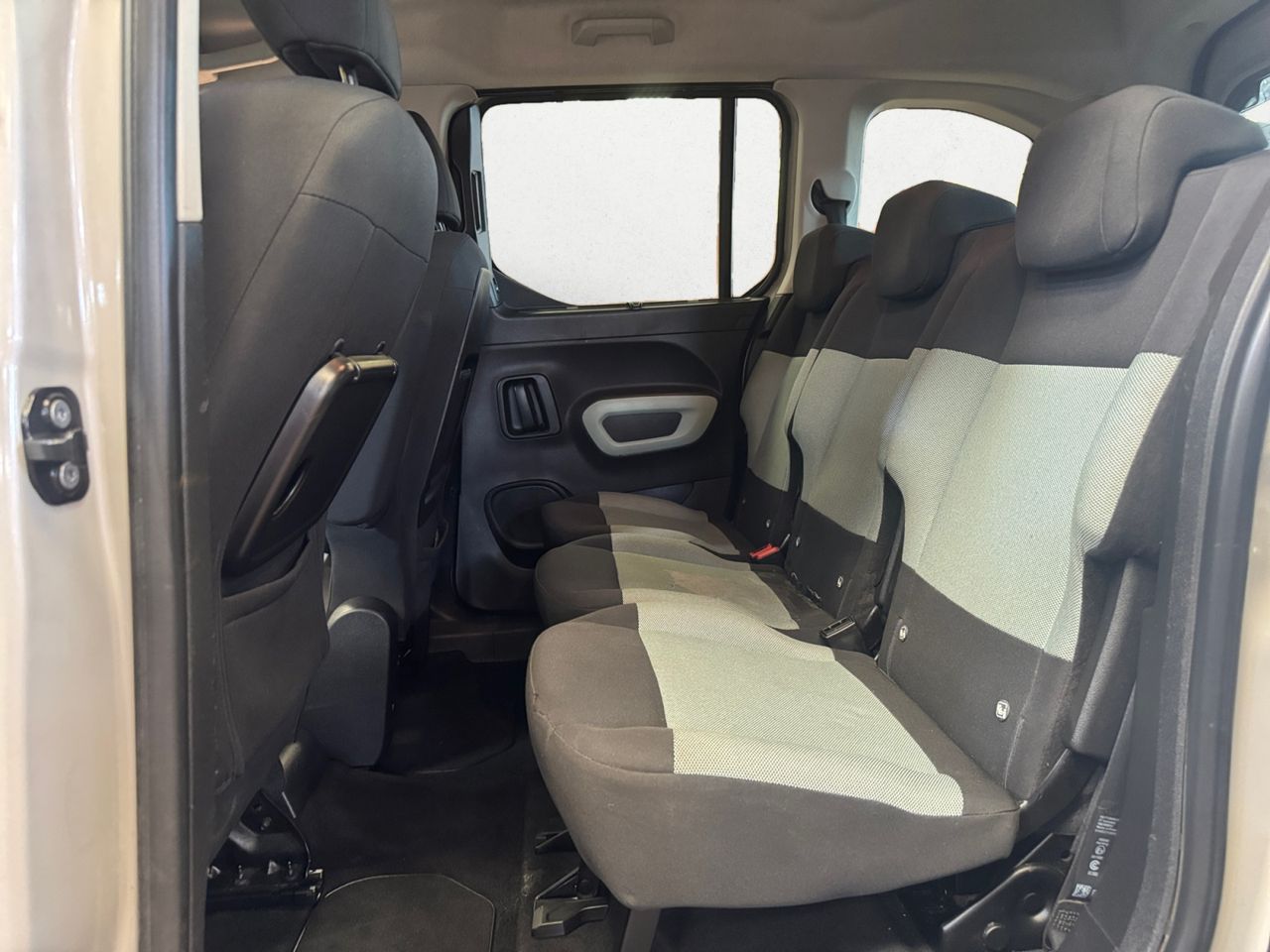 Citroën Berlingo TALLA M FEEL PACK BLUE HDI 100 CV - Foto 2