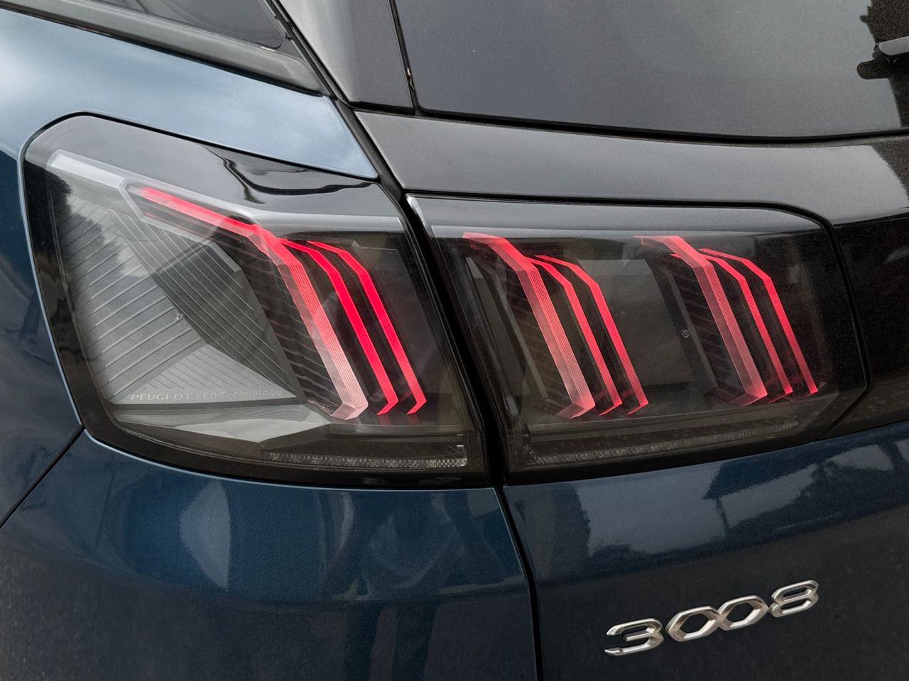 Peugeot 3008 Hybrid ALLURE PACK HYBRID 225 e EAT8 - Foto 2