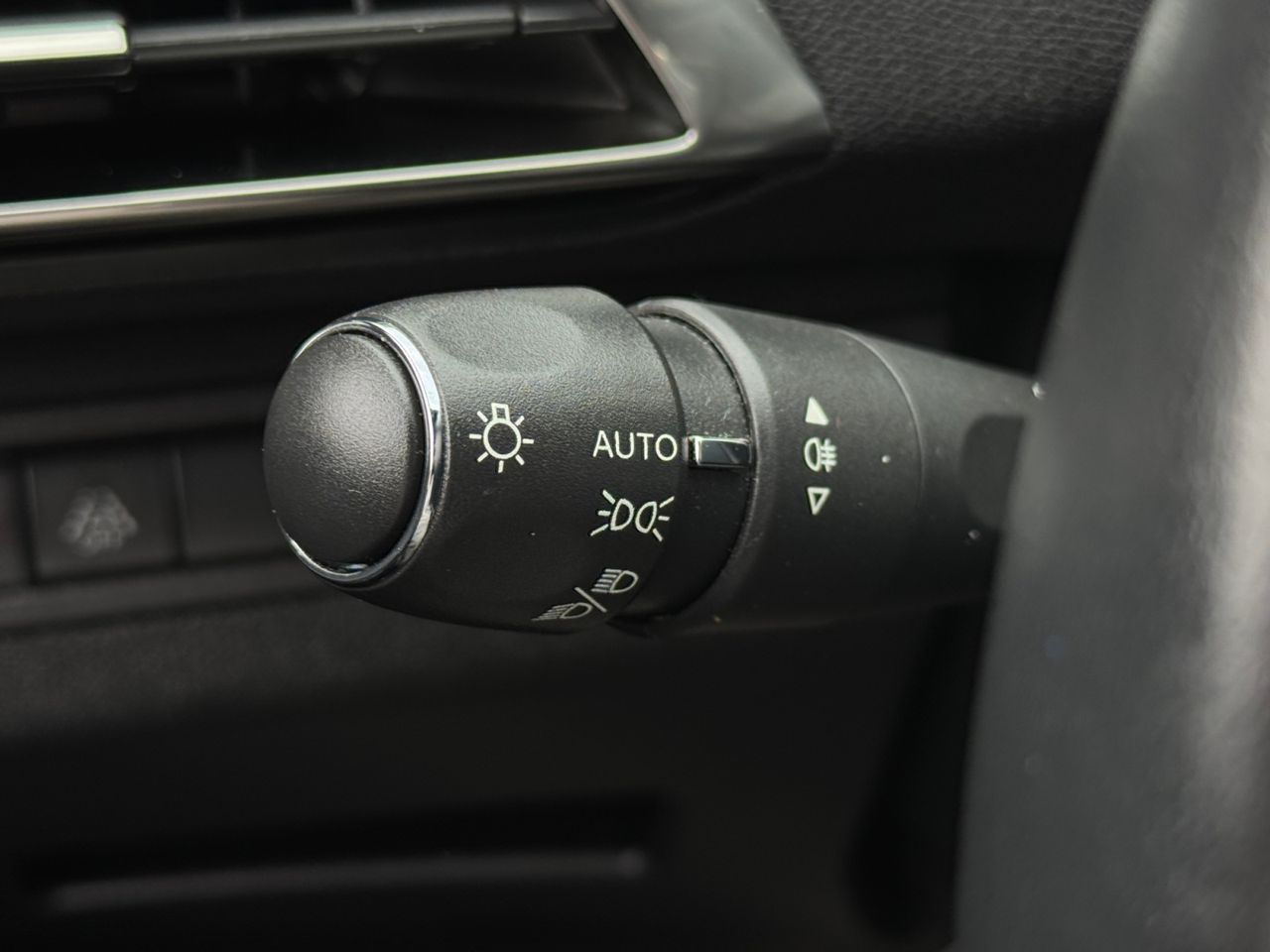 Peugeot 3008 Hybrid ALLURE PACK HYBRID 225 e EAT8 - Foto 2