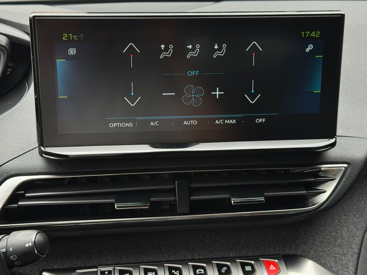 Peugeot 3008 Hybrid ALLURE PACK HYBRID 225 e EAT8 - Foto 2