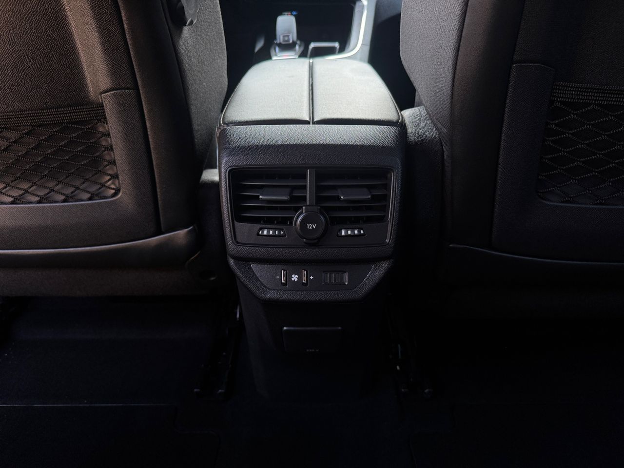 Peugeot 5008 GT LINE BLUE HDI 130 CV EAT8 - Foto 2