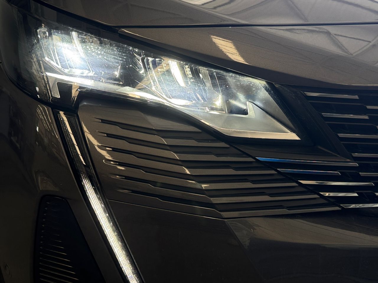 Peugeot 3008 Hybrid ALLURE PACK HYBRID 225 e EAT8 - Foto 2