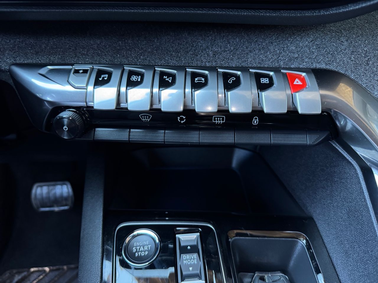 Peugeot 3008 Hybrid ALLURE PACK HYBRID 225 e EAT8 - Foto 2