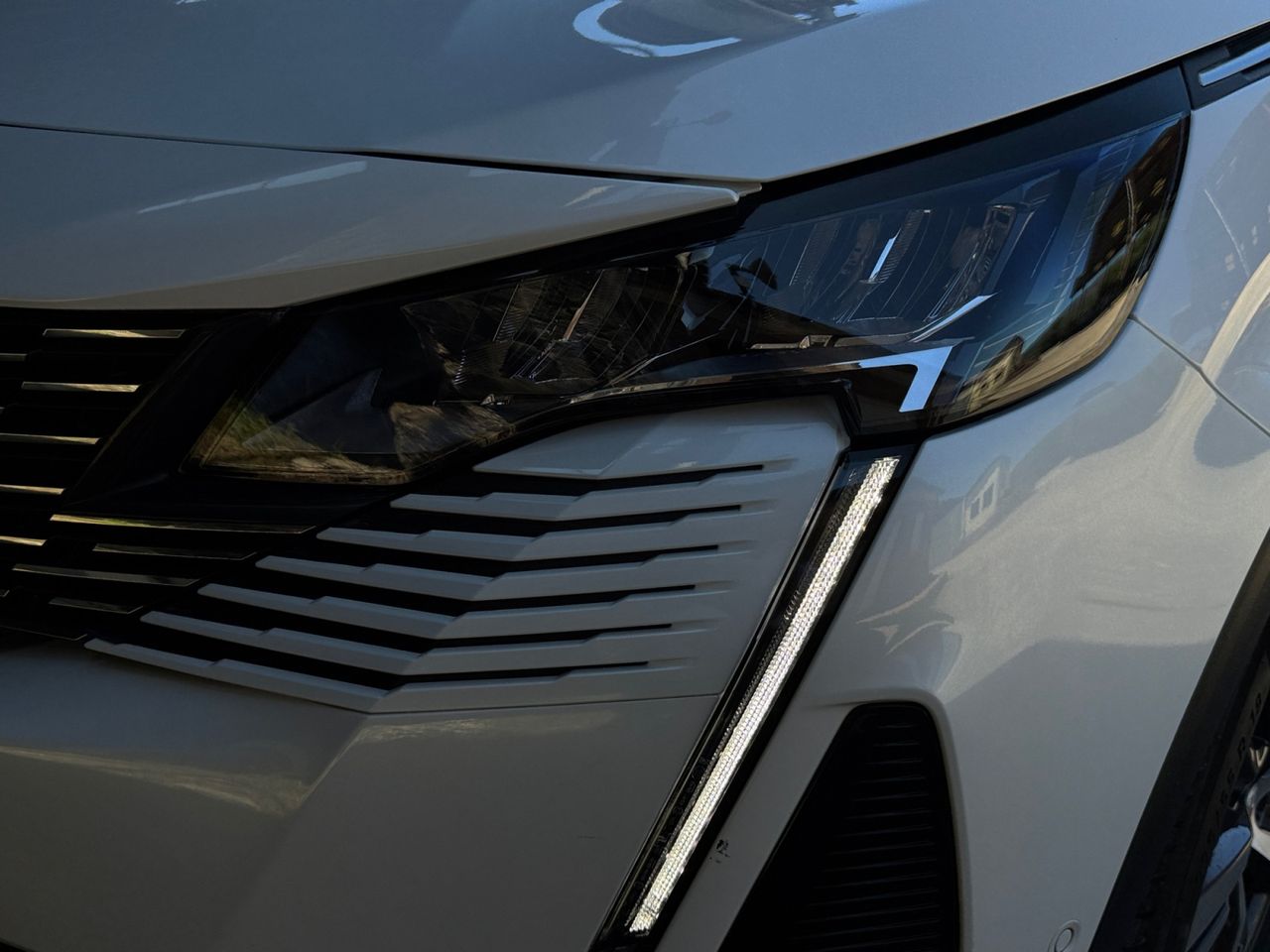 Peugeot 3008 Hybrid ALLURE PACK HYBRID 225 e EAT8 - Foto 2