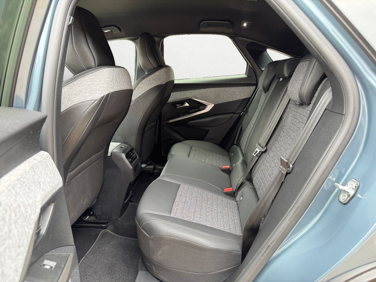 Peugeot 3008 Hybrid ALLURE HYBRID 136 e DCS6 - Foto 2