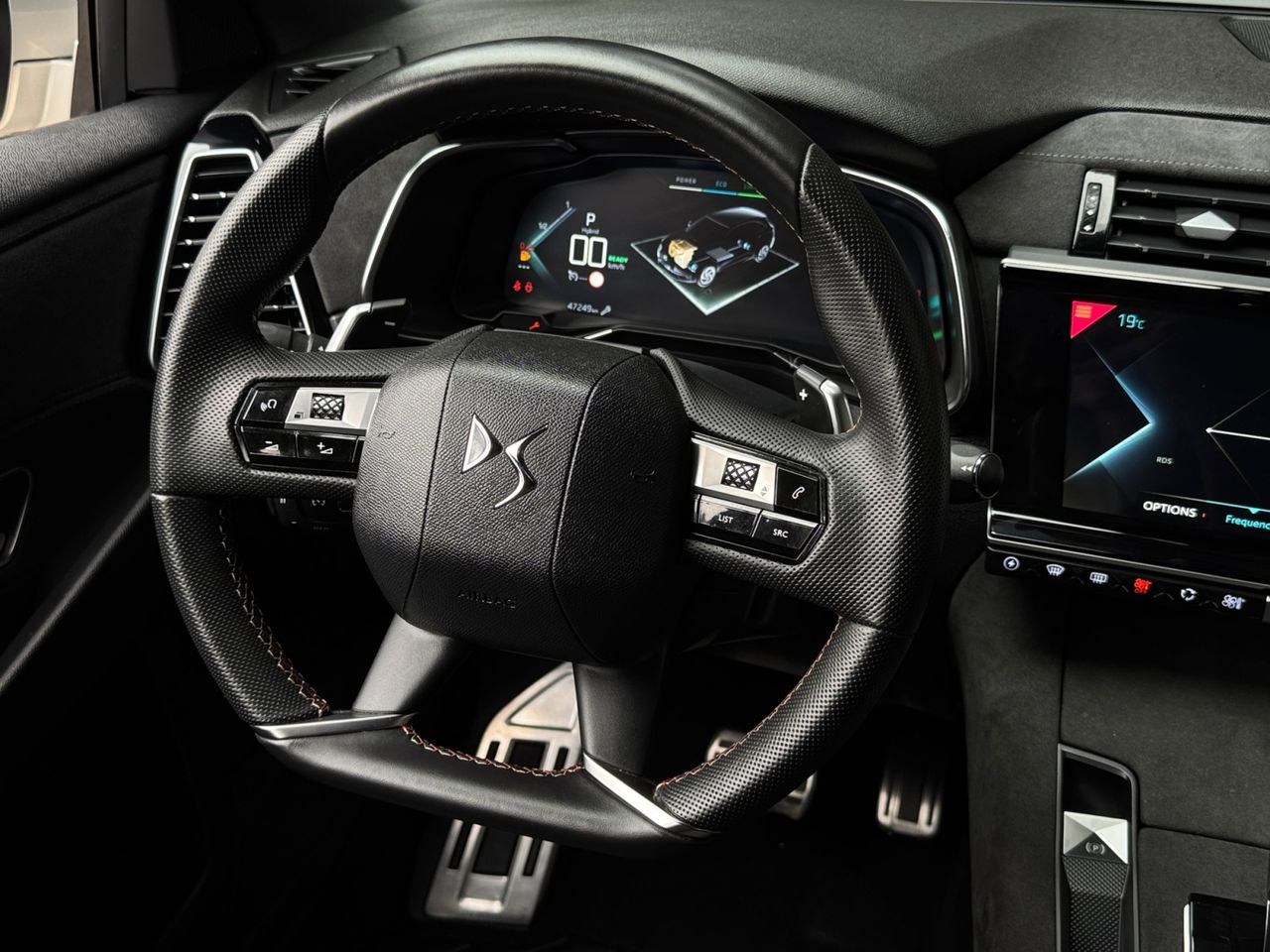 DS DS 7 Crossback E TENSE 4X4 PERFORMANCE LINE - Foto 2