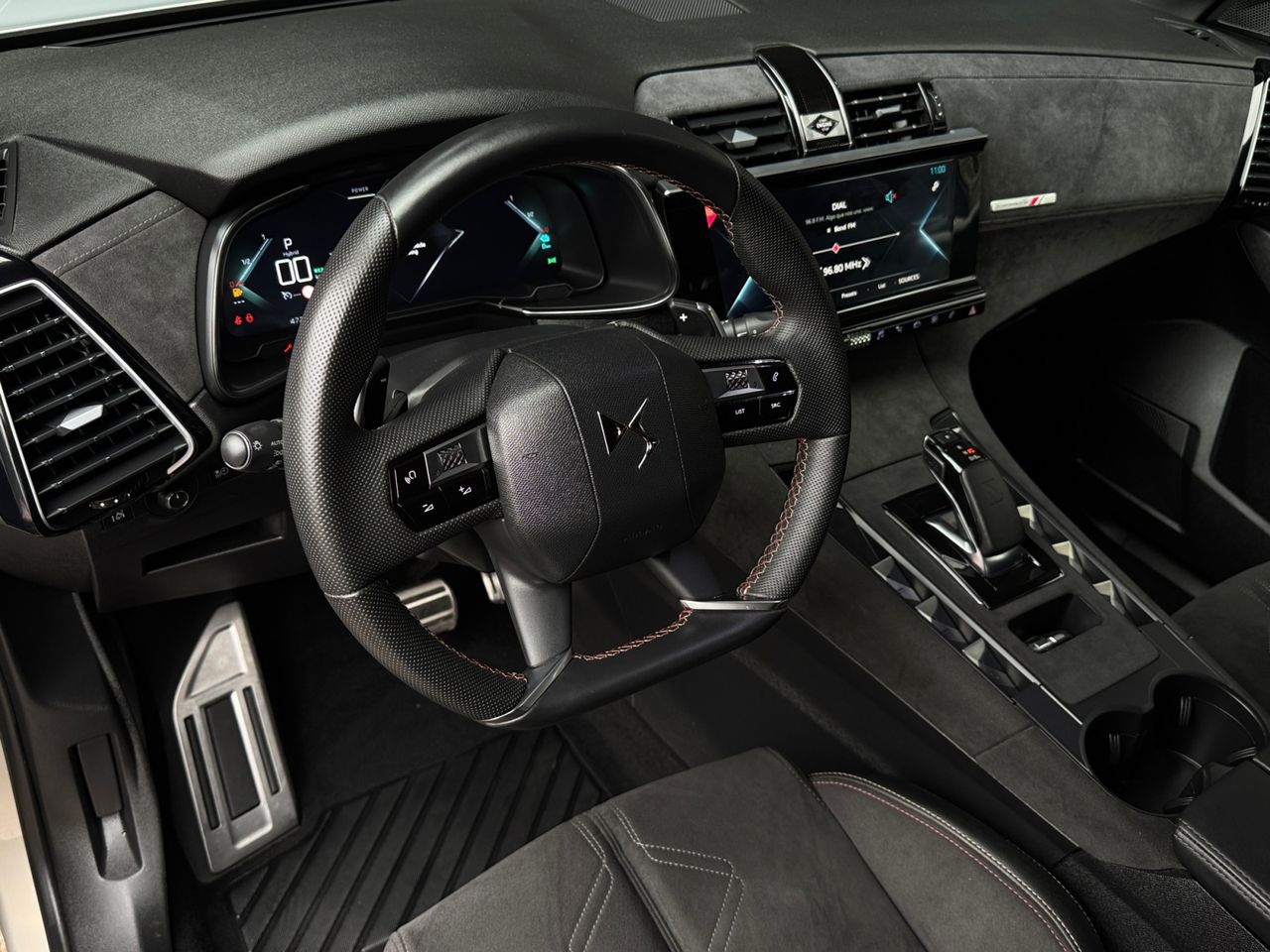 DS DS 7 Crossback E TENSE 4X4 PERFORMANCE LINE - Foto 2