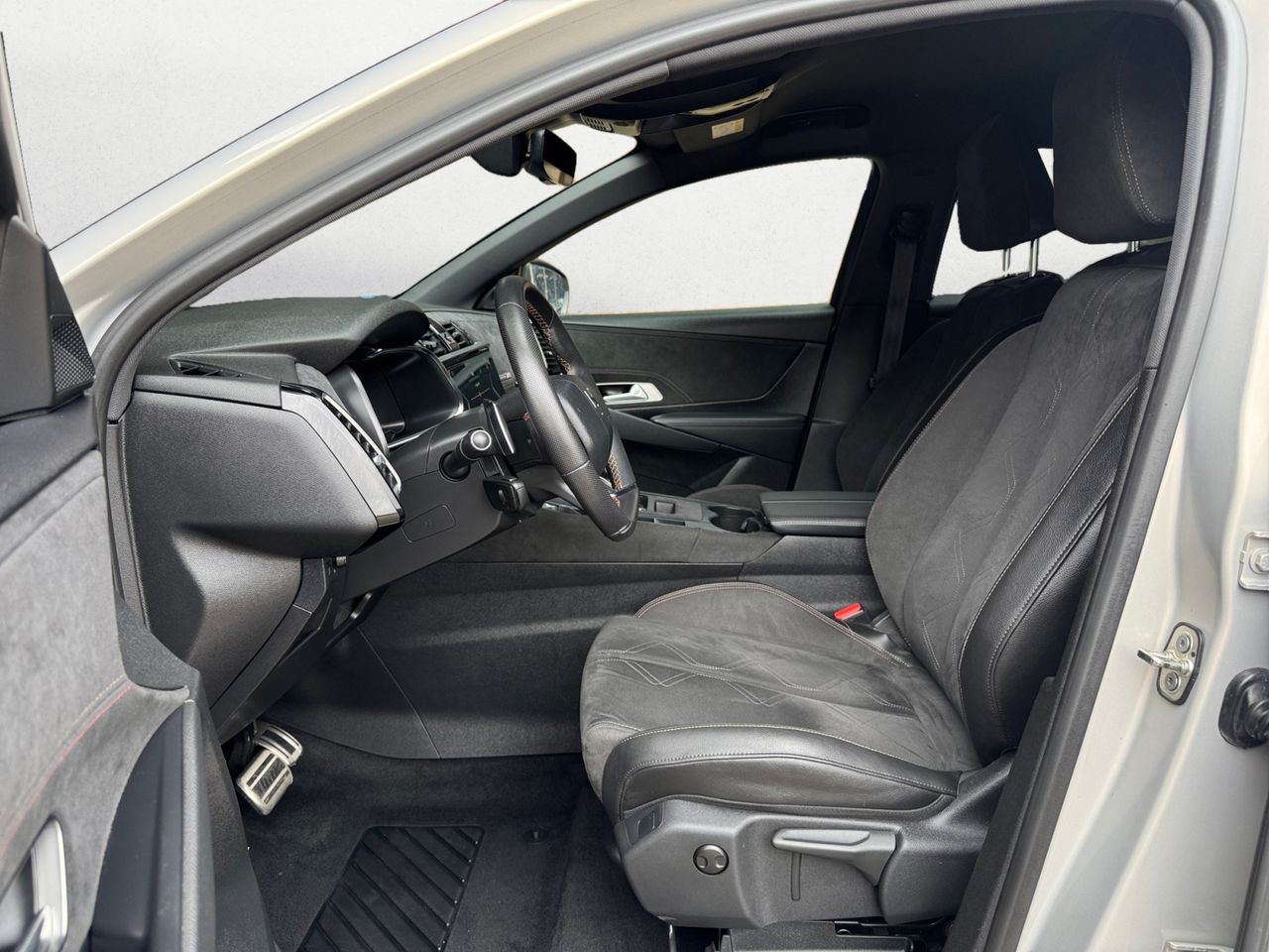 DS DS 7 Crossback E TENSE 4X4 PERFORMANCE LINE - Foto 2