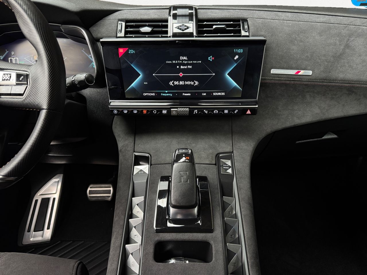 DS DS 7 Crossback E TENSE 4X4 PERFORMANCE LINE - Foto 2