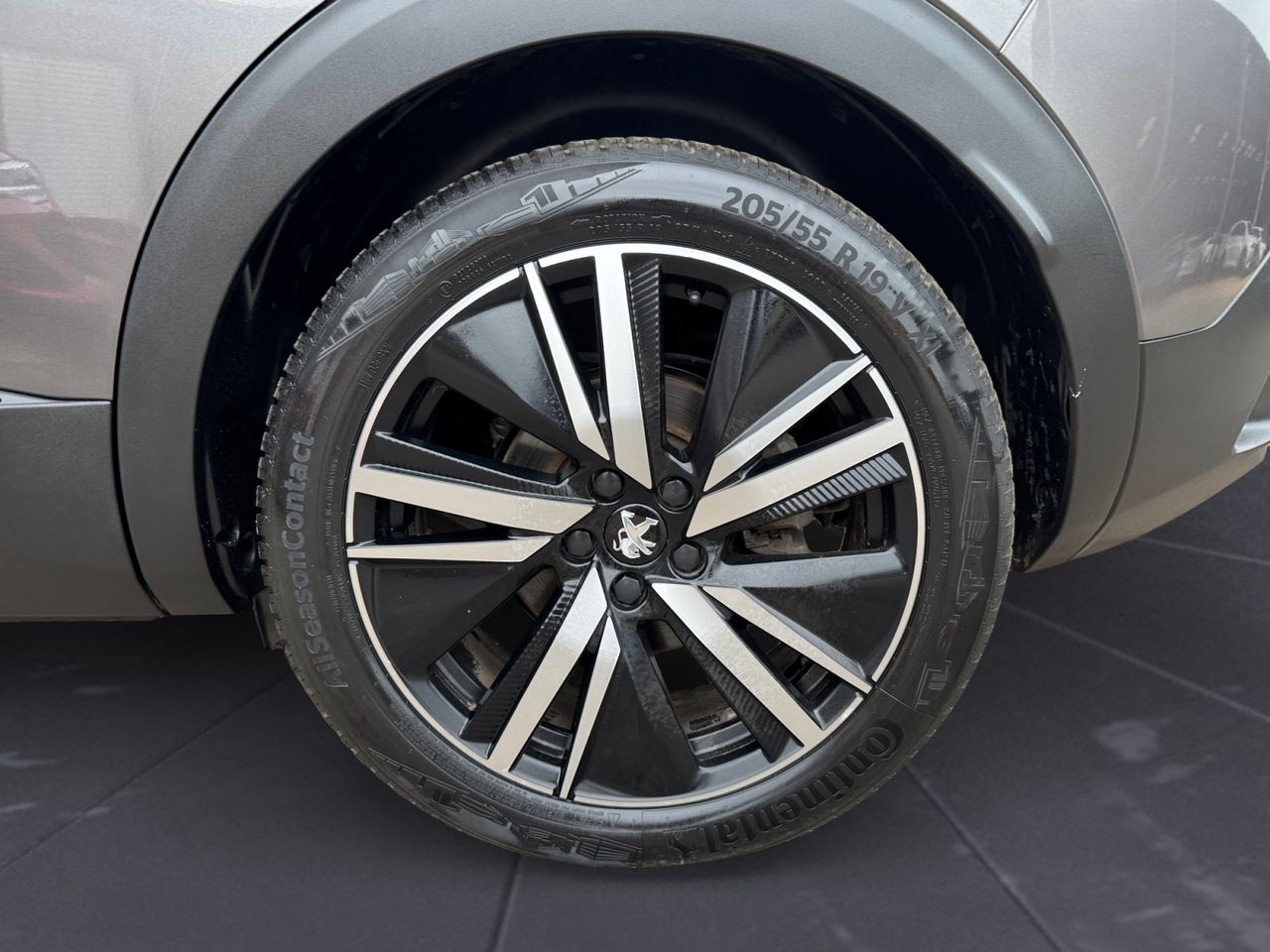 Peugeot 3008 Hybrid GT PACK HYBRID 225 e EAT8 - Foto 2