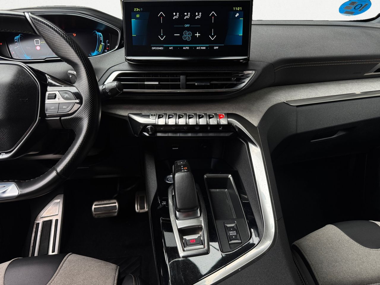 Peugeot 3008 Hybrid GT PACK HYBRID 225 e EAT8 - Foto 2