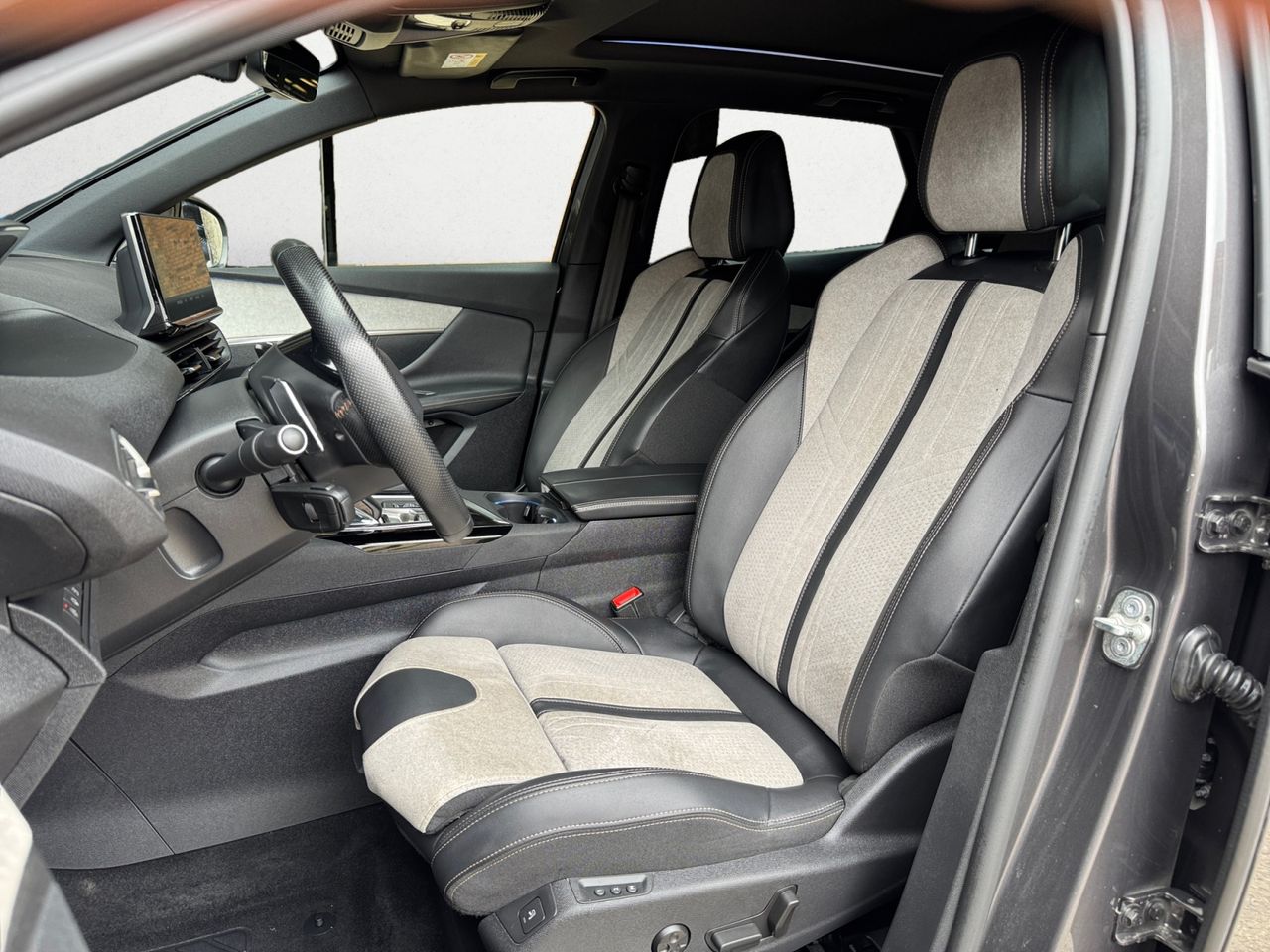 Peugeot 3008 Hybrid GT PACK HYBRID 225 e EAT8 - Foto 2