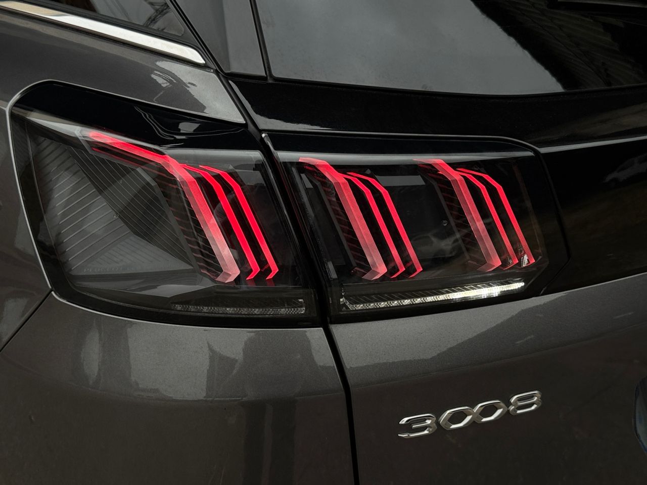 Peugeot 3008 Hybrid GT PACK HYBRID 225 e EAT8 - Foto 2