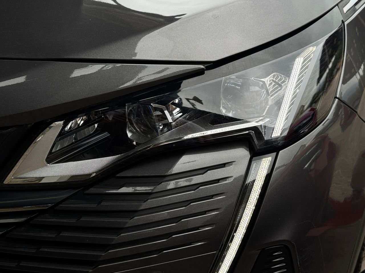 Peugeot 3008 Hybrid GT PACK HYBRID 225 e EAT8 - Foto 2