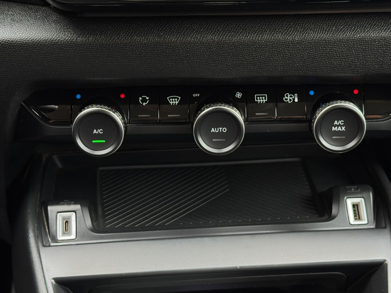 Citroën C4 BLUE HDI 130 CV EAT8 FEEL PACK - Foto 2
