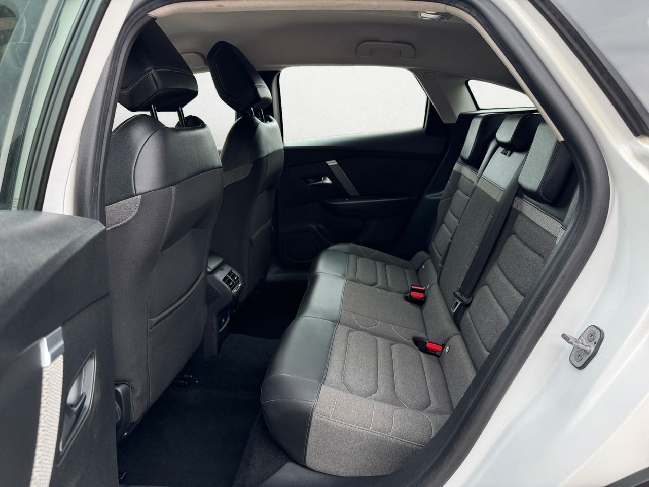 Citroën C4 BLUE HDI 130 CV EAT8 FEEL PACK - Foto 2