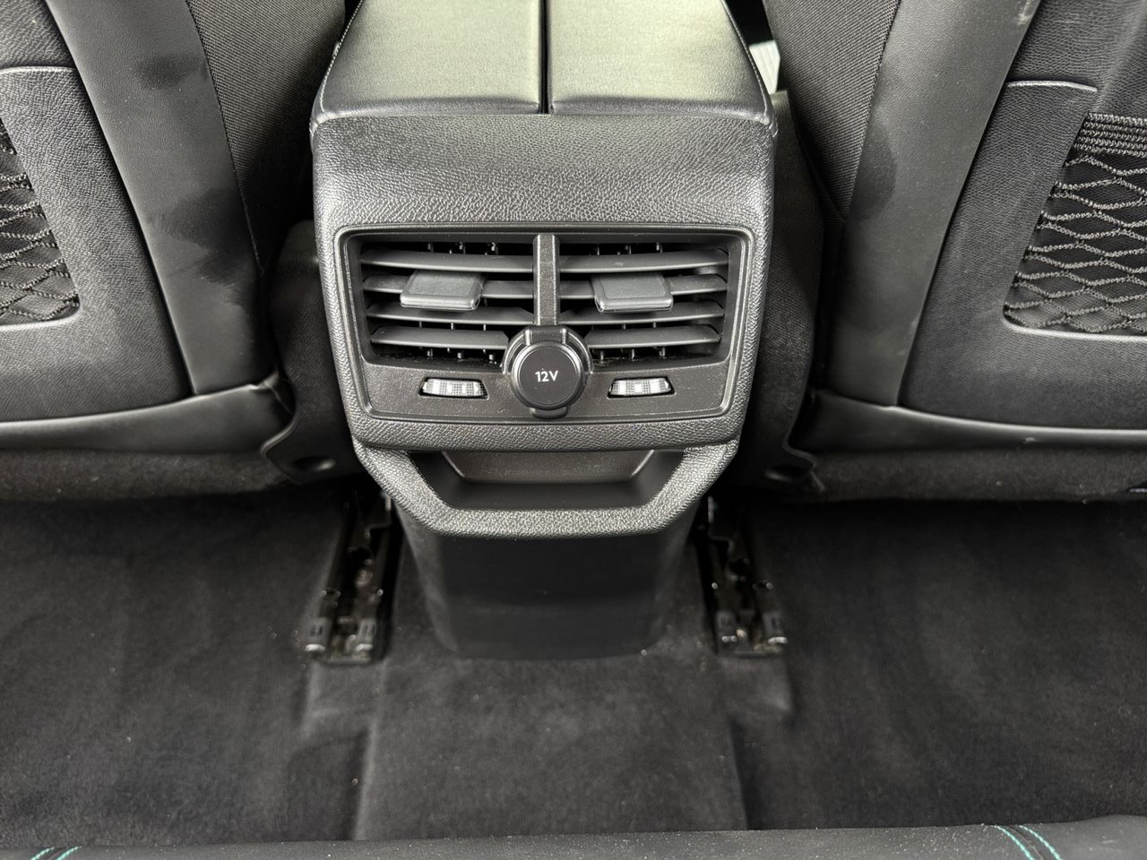 Peugeot 3008 Hybrid ALLURE PACK HYBRID 225 e EAT8 - Foto 2