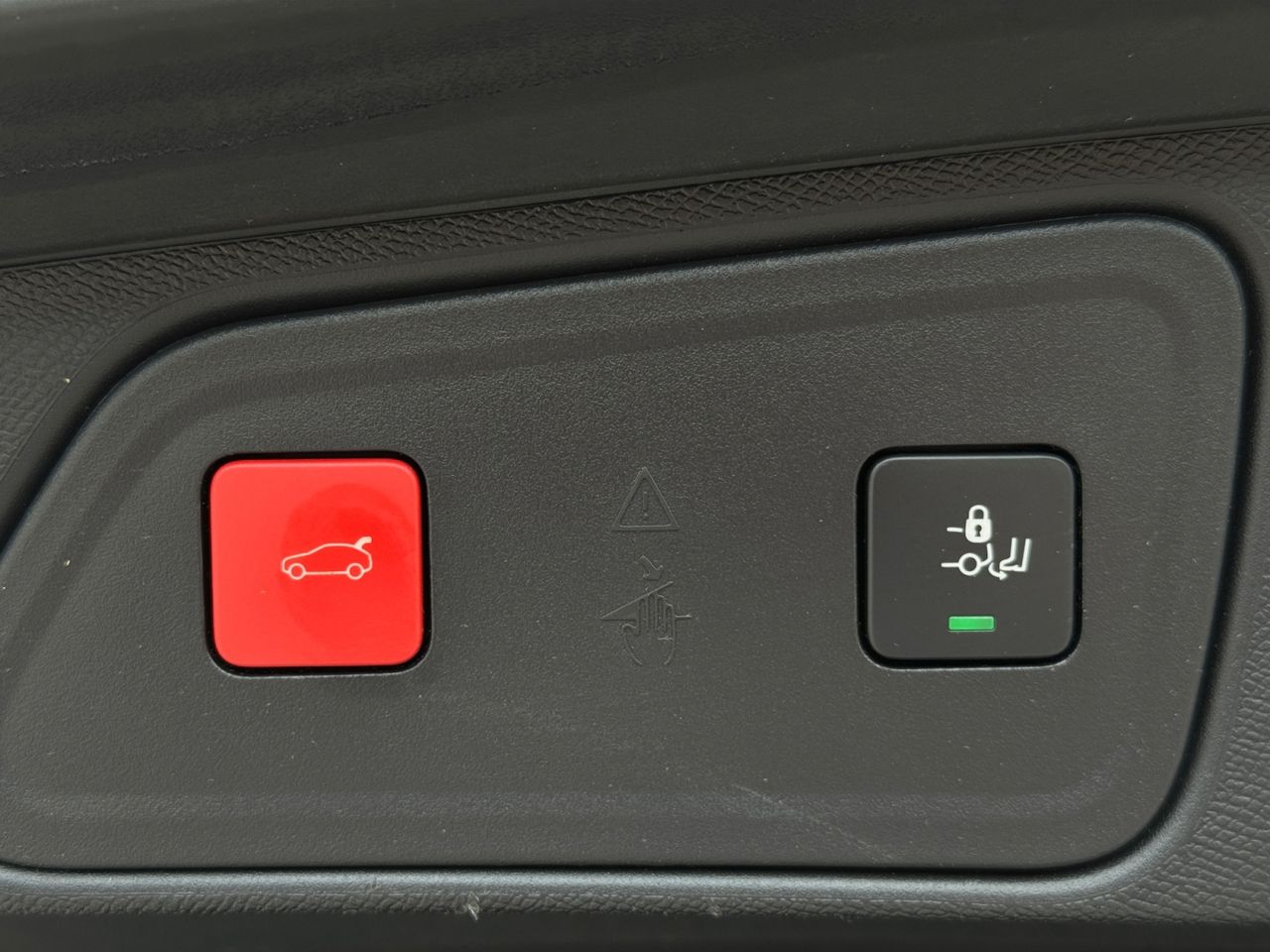 Peugeot 3008 Hybrid ALLURE PACK HYBRID 225 e EAT8 - Foto 2