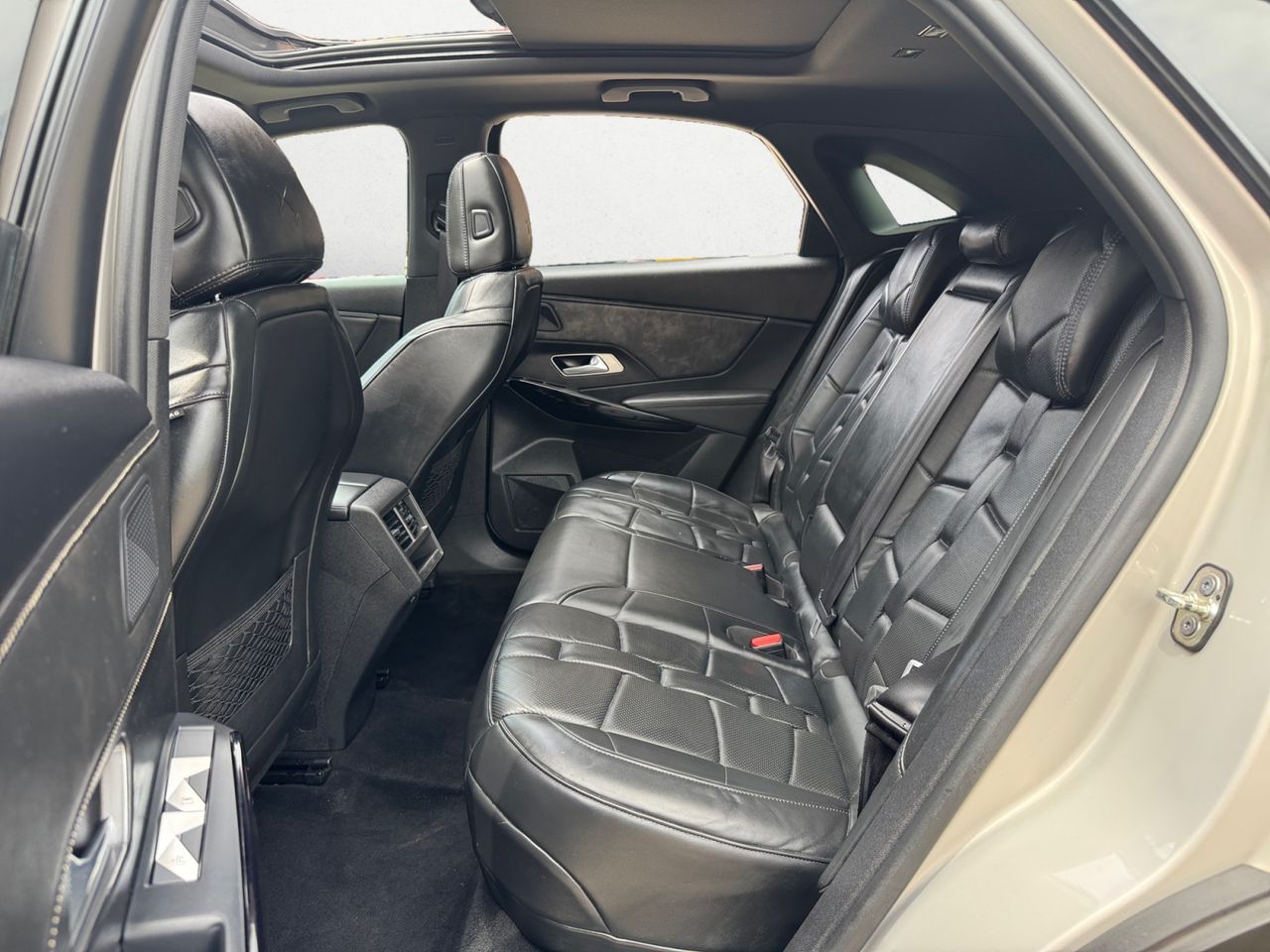 DS DS 7 Crossback E TENSE 300 4X4 LOUVRE - Foto 2