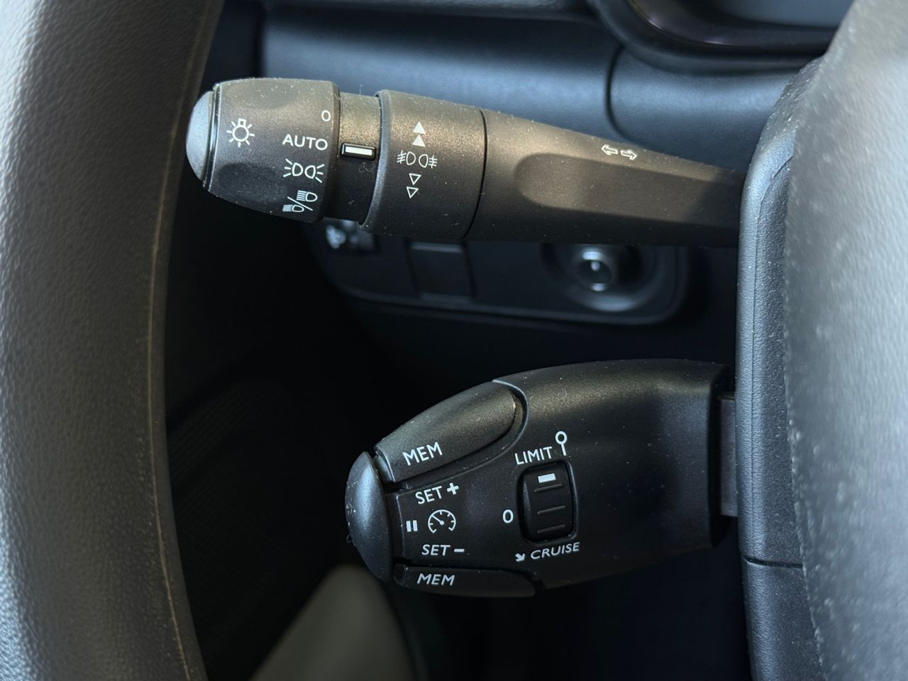 Citroën C3 BLUE HDI 100 CV  C SERIES - Foto 2