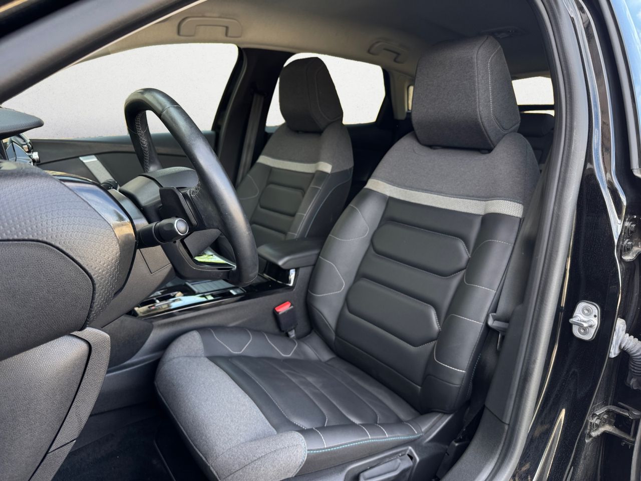 Citroën C4 BLUE HDI 130 CV EAT8 SHINE - Foto 2