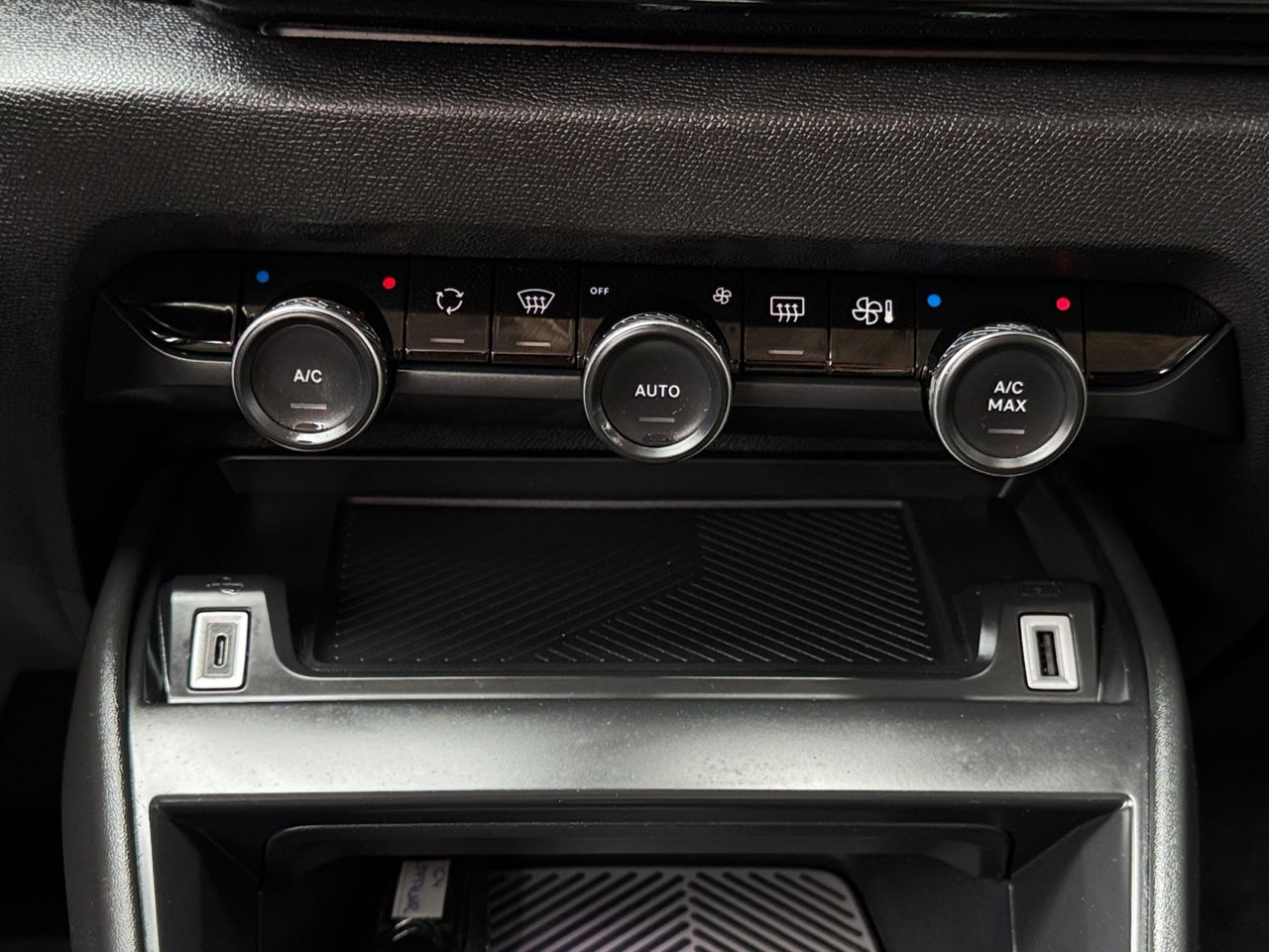 Citroën C4 BLUE HDI 130 CV EAT8 FEEL PACK - Foto 2