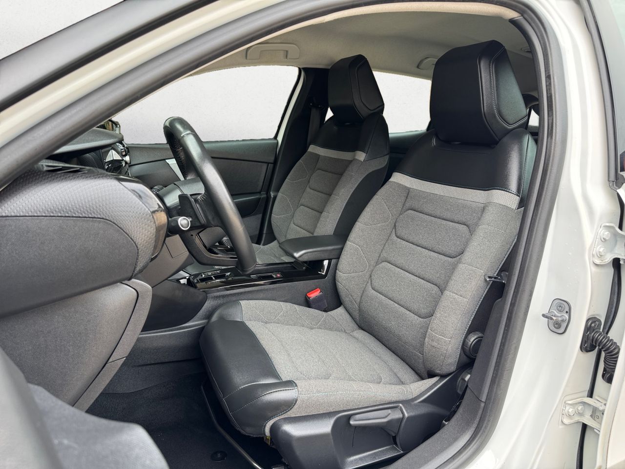 Citroën C4 BLUE HDI 130 CV EAT8 FEEL PACK - Foto 2