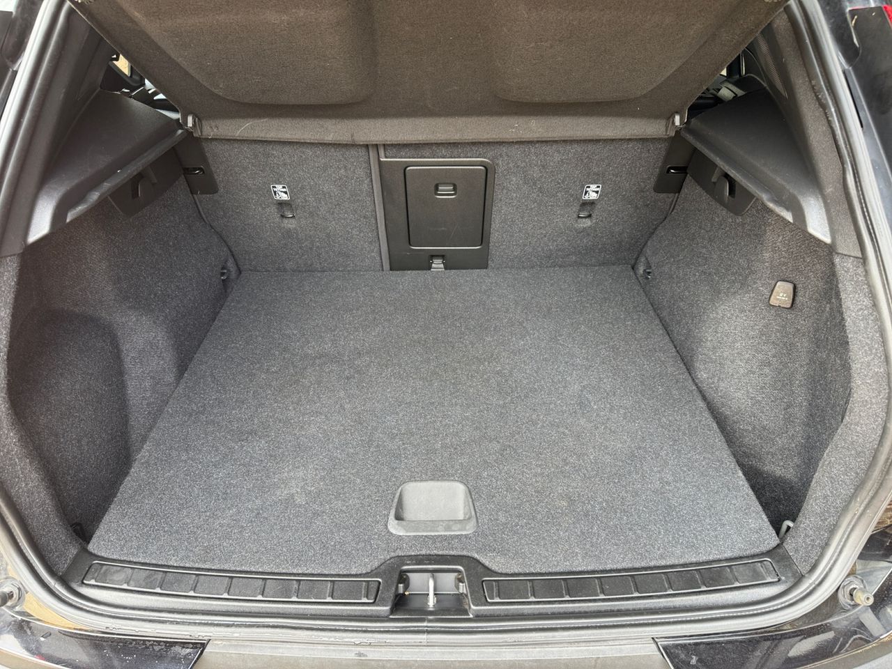 Volvo XC40 1.5 T5 TWIN RECHARGE RDESIGN AUTO - Foto 2