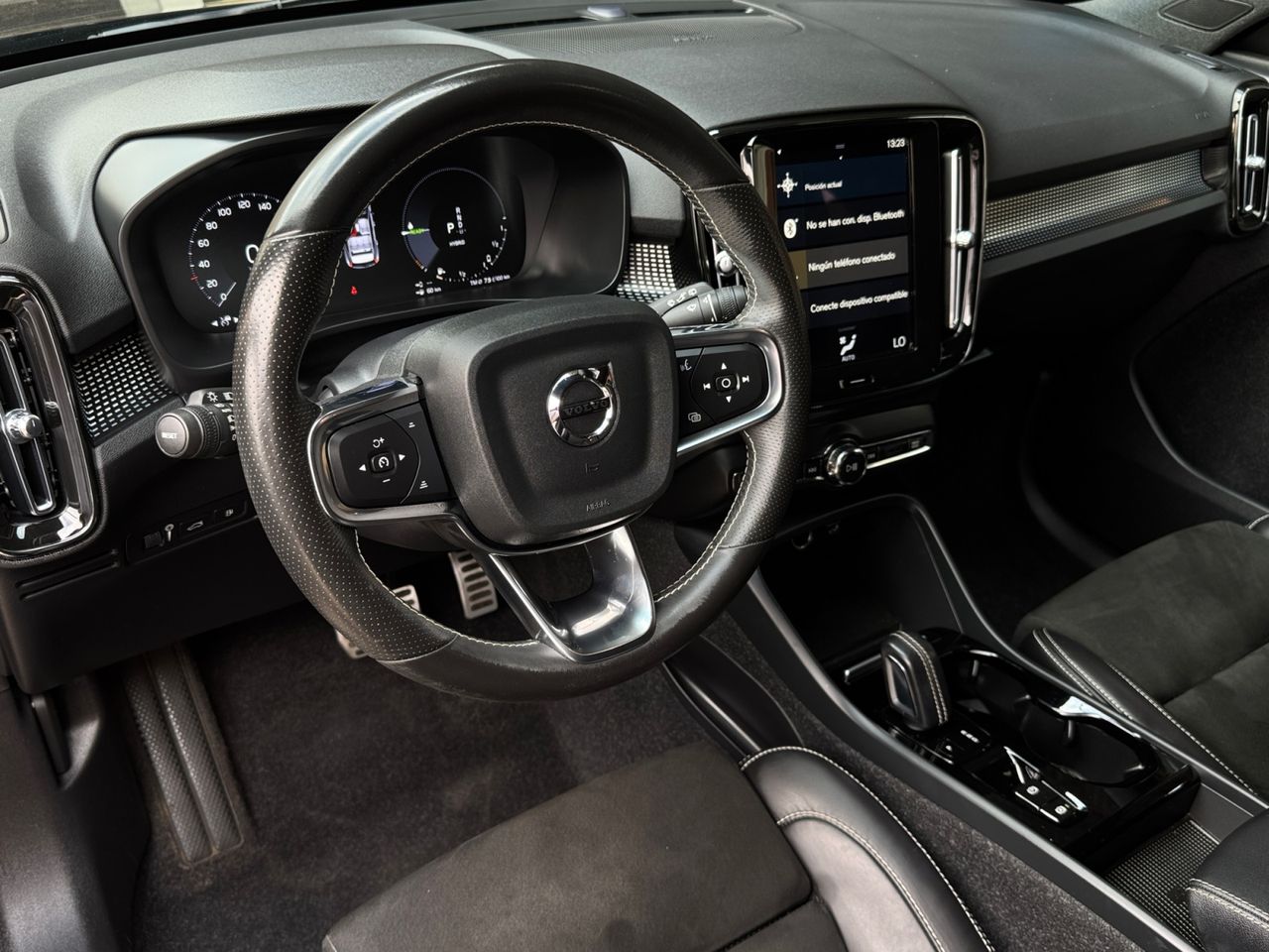 Volvo XC40 1.5 T5 TWIN RECHARGE RDESIGN AUTO - Foto 2