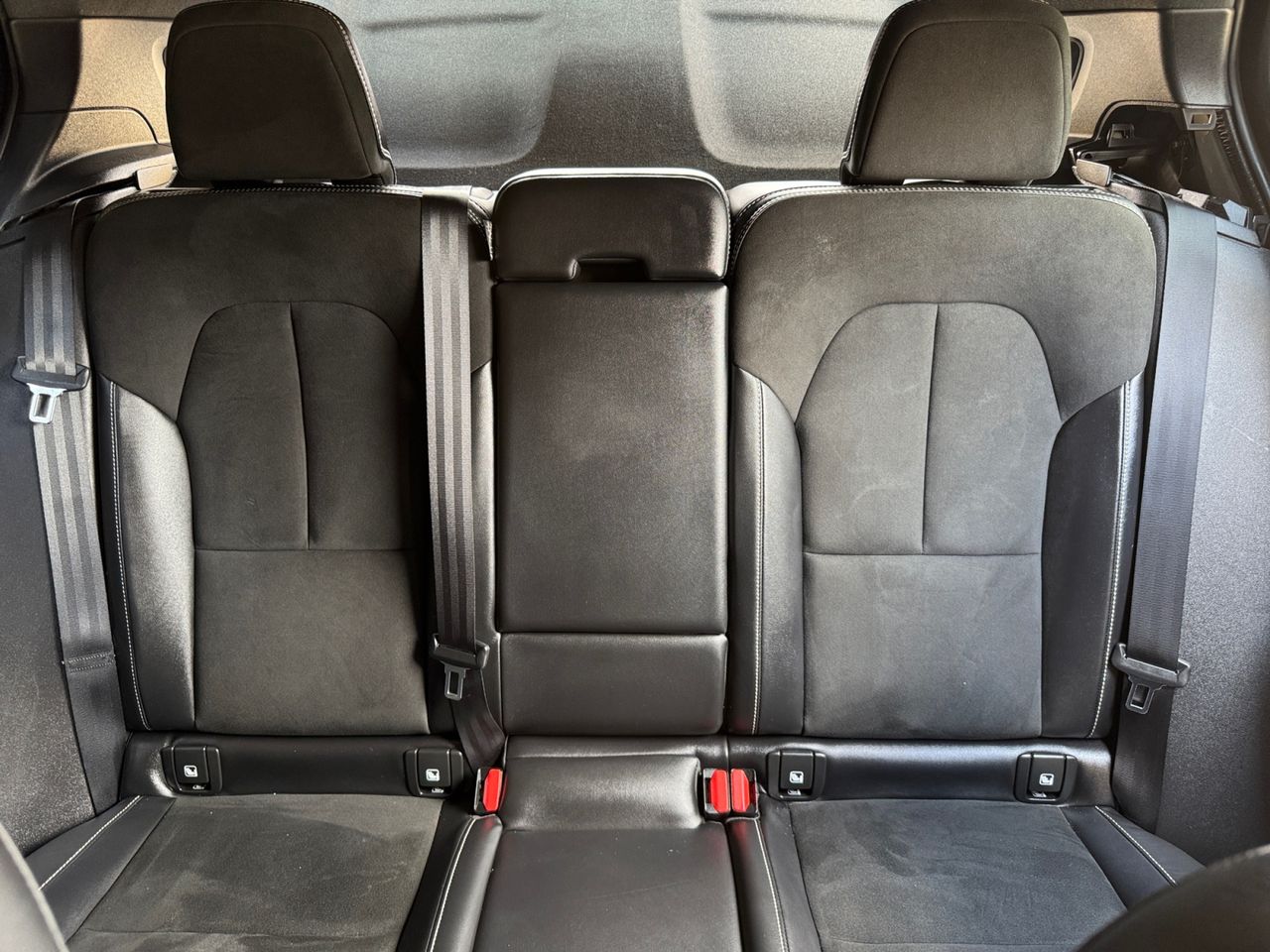 Volvo XC40 1.5 T5 TWIN RECHARGE RDESIGN AUTO - Foto 2