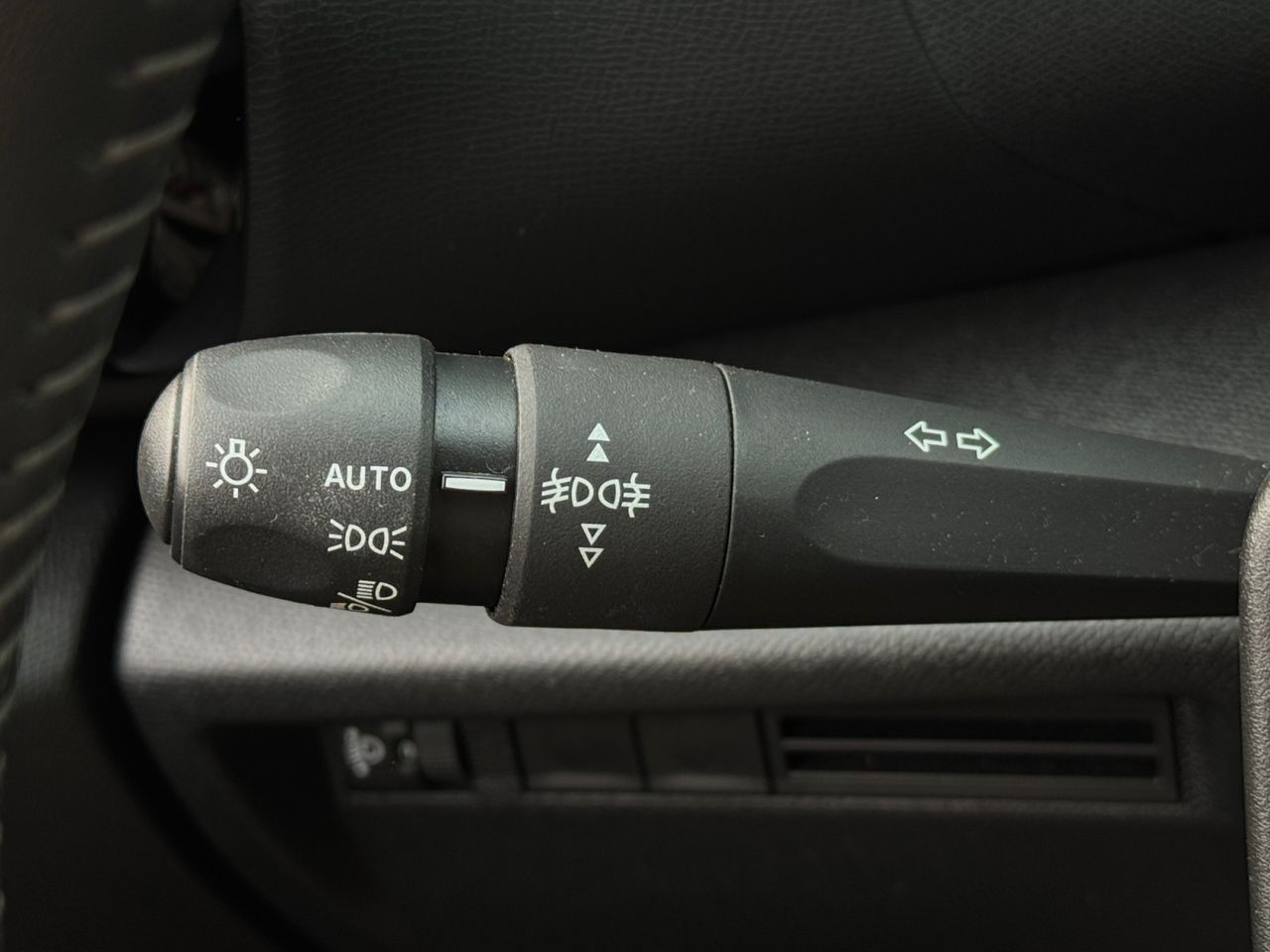 Citroën C4 PURE TECH 130 CV FEEL PACK - Foto 2
