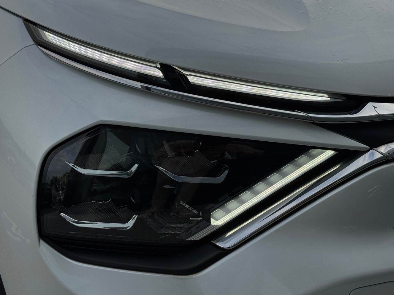 Citroën C4 PURE TECH 130 CV FEEL PACK - Foto 2