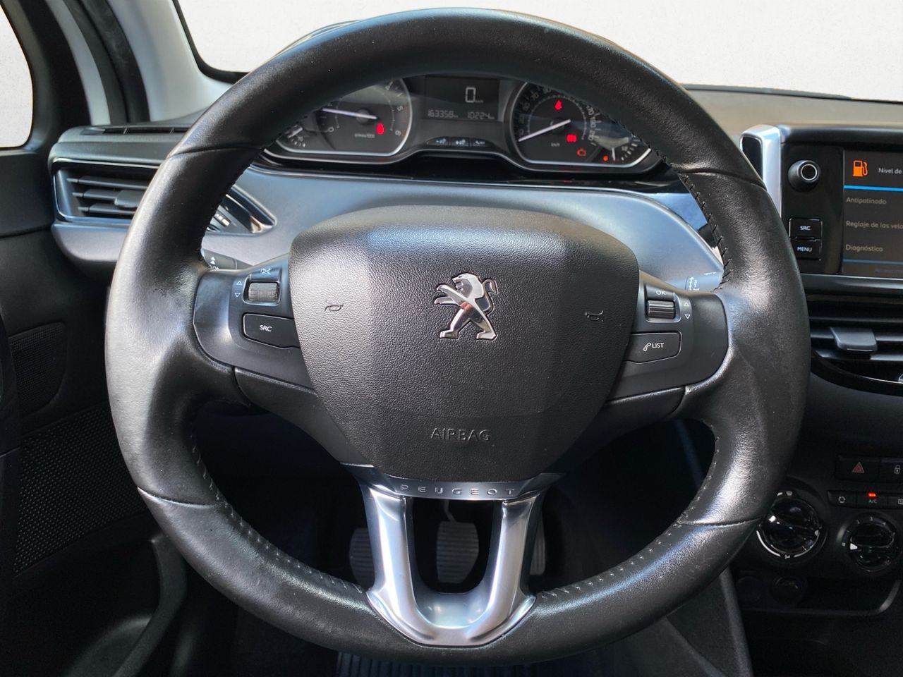 Peugeot 208 SIGNATURE BLUE HDI 100 CV - Foto 2