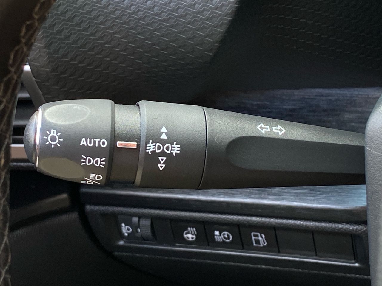 Citroën C5 X HYBRID 180 CV SHINE - Foto 2