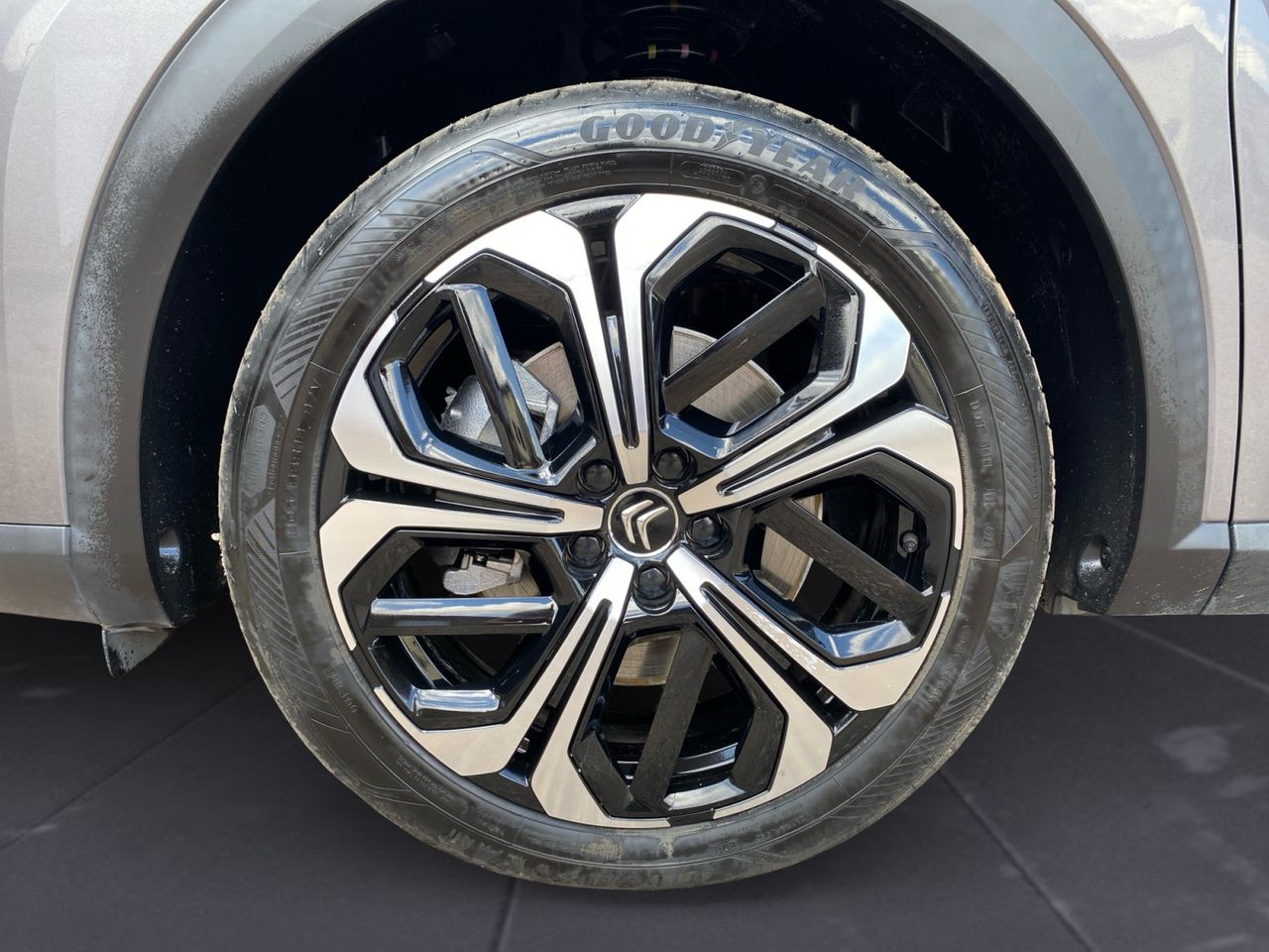 Citroën C5 X HYBRID 180 CV SHINE - Foto 2