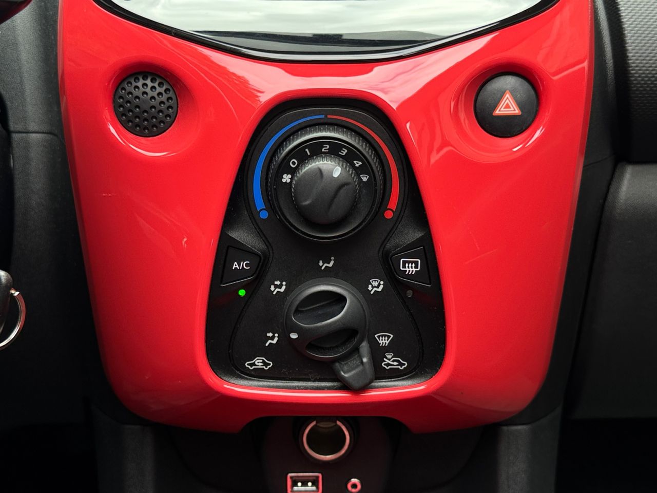 Citroën C1 AIRSCAPE VTI SHINE - Foto 2