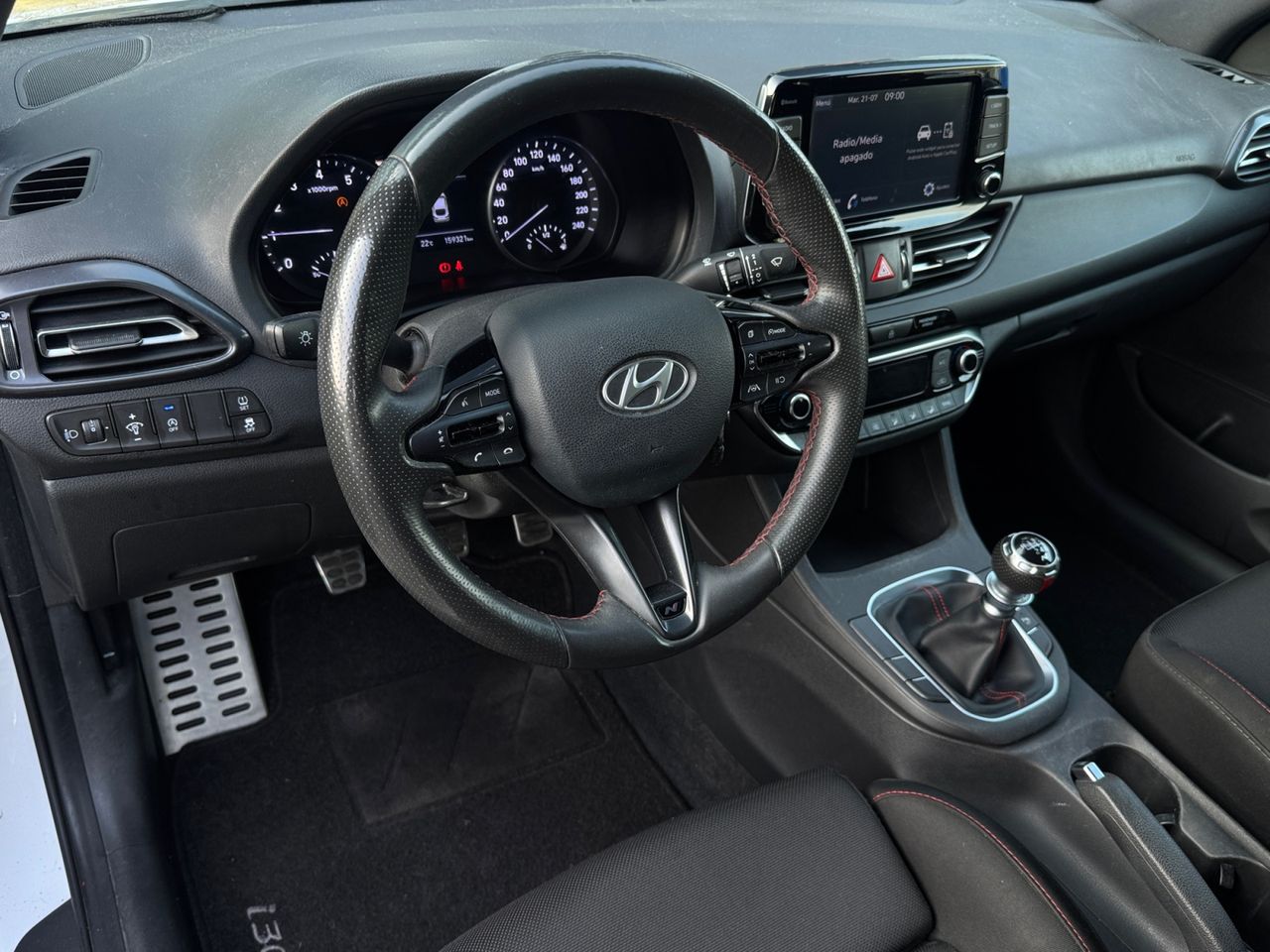 Hyundai i30 1.0 TGDI N LINE 30 ANIVERSARIO FASTBACK - Foto 2