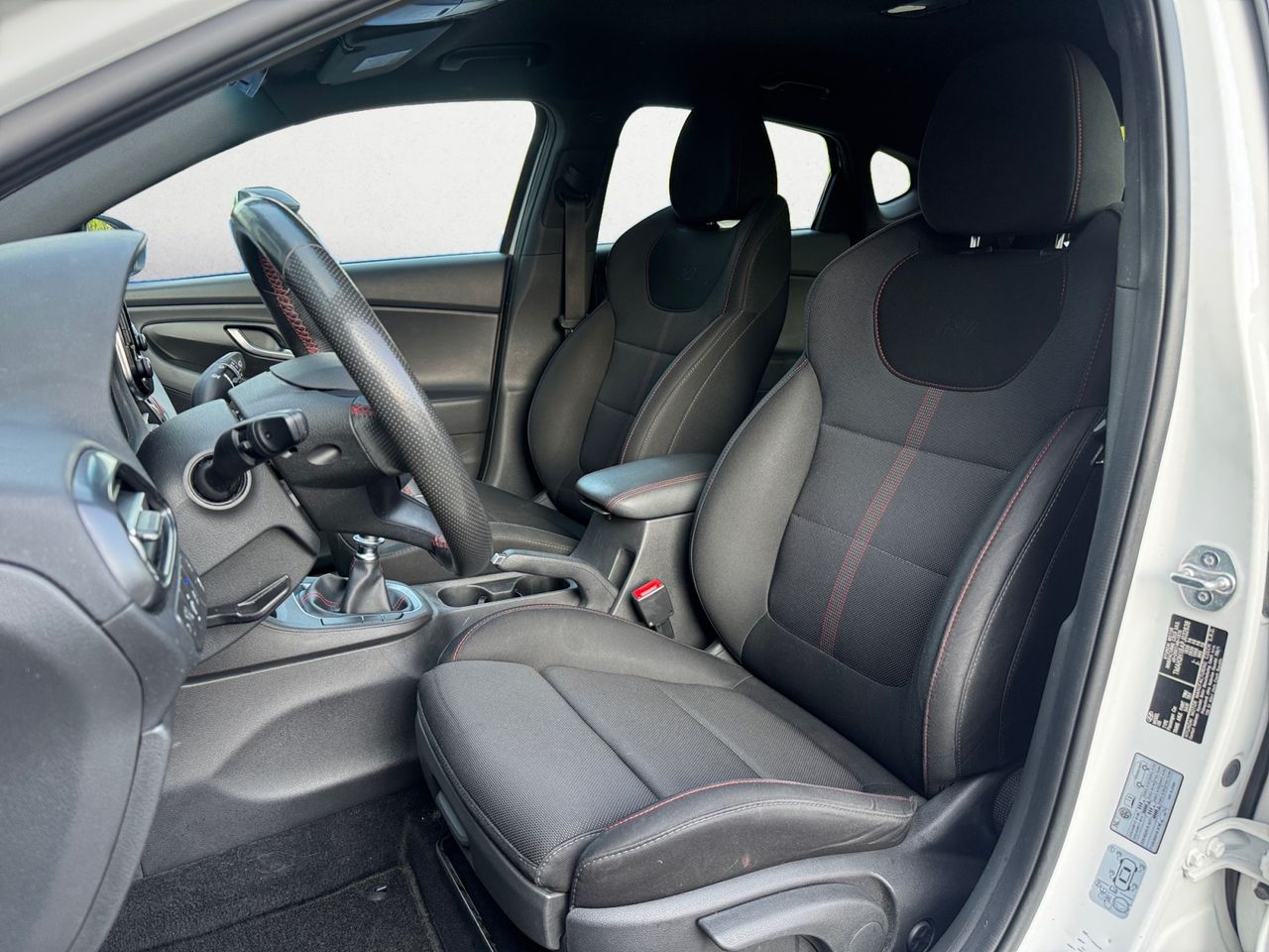 Hyundai i30 1.0 TGDI N LINE 30 ANIVERSARIO FASTBACK - Foto 2
