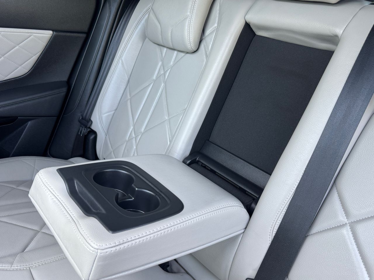 DS DS 7 Crossback E TENSE 4X4 GRAND CHIC - Foto 2