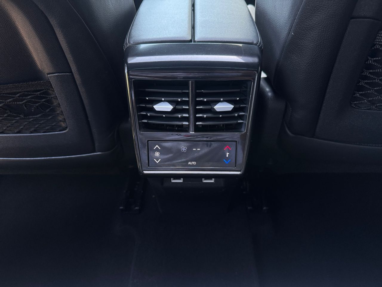 DS DS 7 Crossback E TENSE 4X4 GRAND CHIC - Foto 2