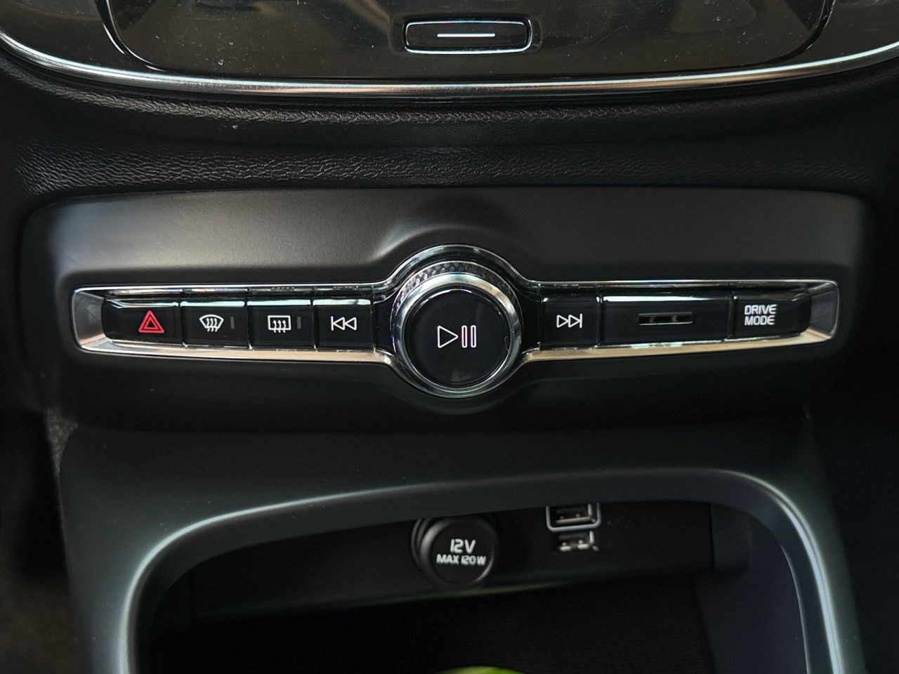 Volvo XC40 2.0 D3 - Foto 2