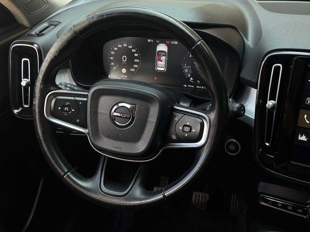 Volvo XC40 2.0 D3 - Foto 2
