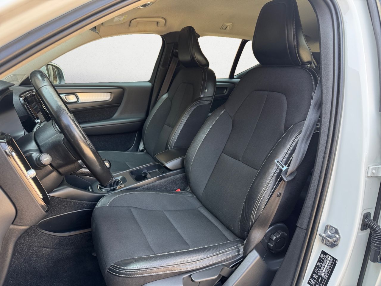 Volvo XC40 2.0 D3 - Foto 2