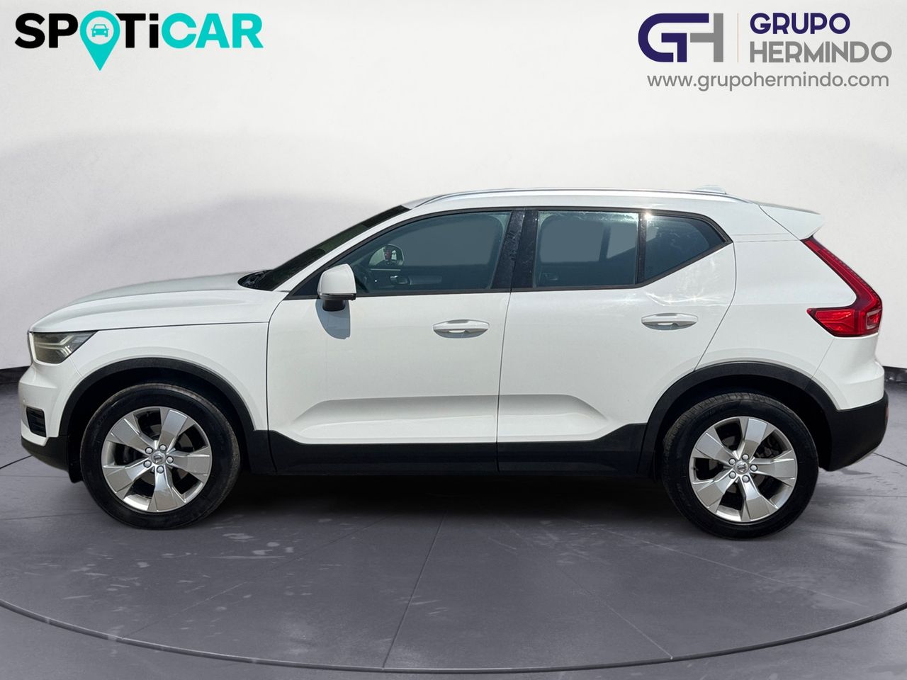 Volvo XC40 2.0 D3 - Foto 2