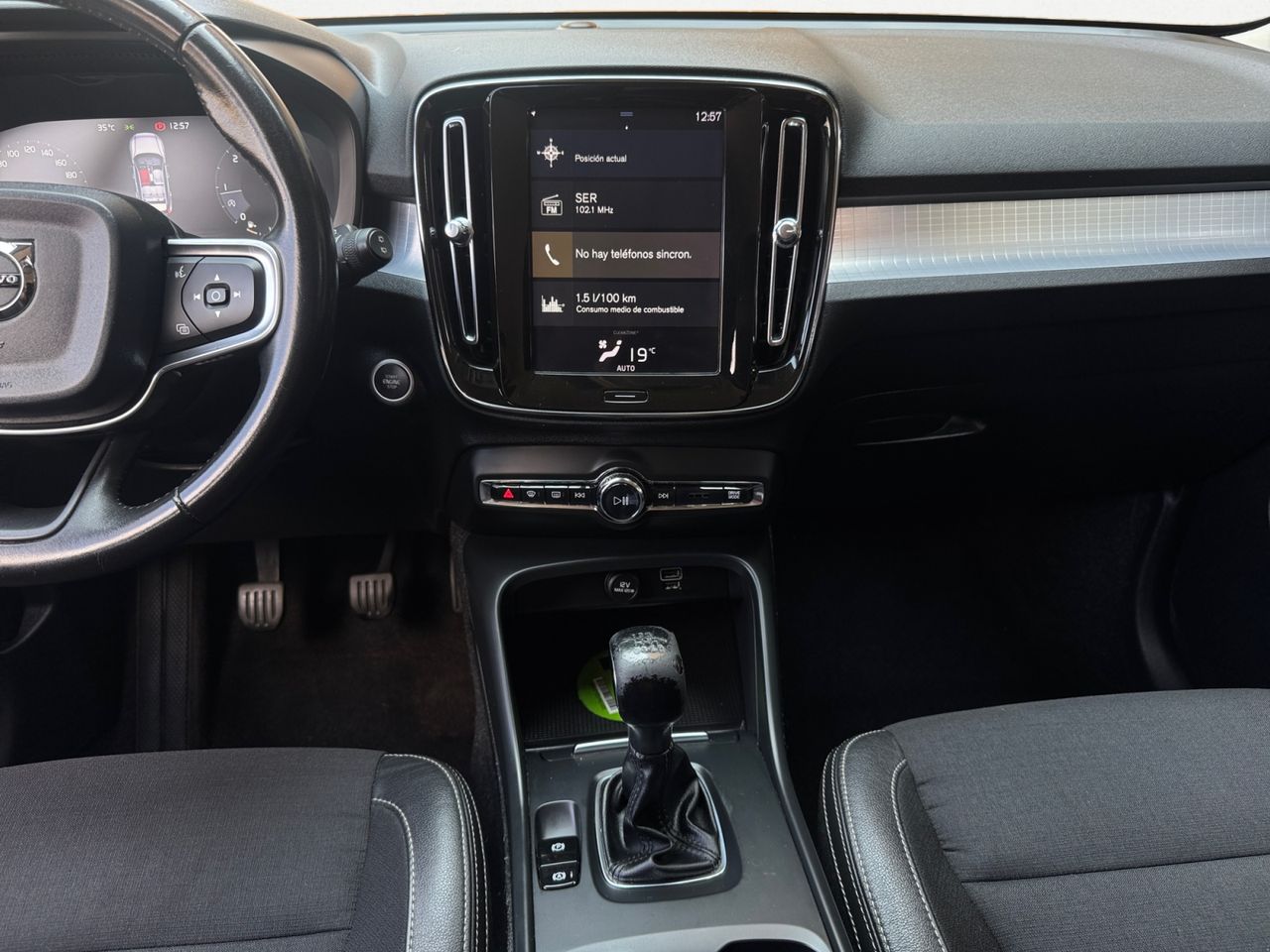 Volvo XC40 2.0 D3 - Foto 2